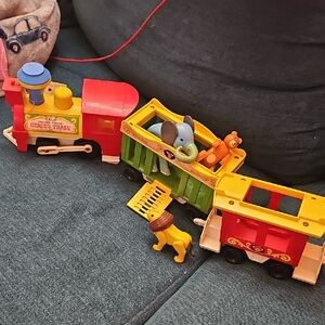 Fisher Price Circus Trian & 3 Animals, Vintage